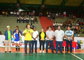 Prefeito abriu evento, que conta com 88 equipes inscritas