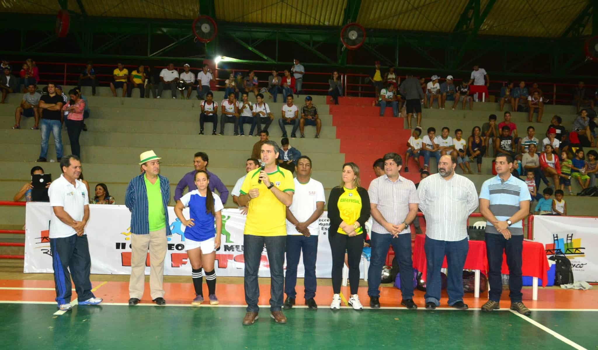 Prefeito Marcus Alexandre abre II Campeonato Municipal de Futsal 2 Prefeito abriu evento, que conta com 88 equipes inscritas