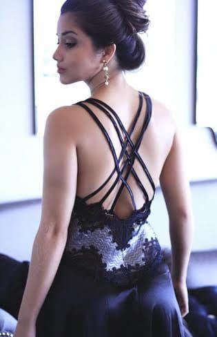 MISS ACRE 2014 2 Nas compras acima de R$ 100 na Sempre Atraente, a cliente ganha um cupom e concorre a uma noite no Hotel Terra Verde com café da manhã. A loja fica na Rua Guiomard Santos, Bosque - próximo a Caixa.