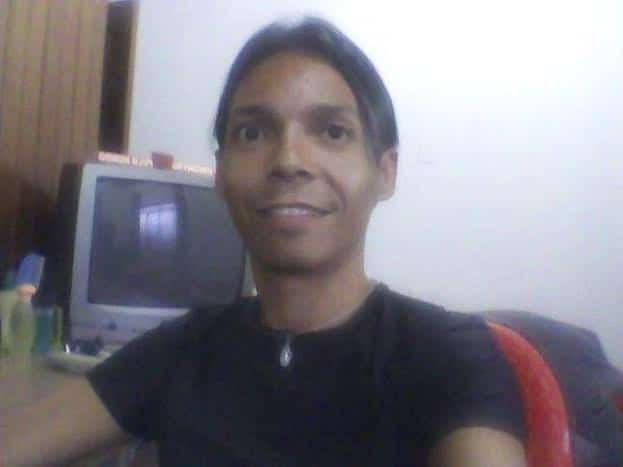 Professor de inglês é encontrado morto dentro de apartamento 1 Professor de inglês é encontrado morto dentro de apartamento