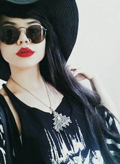 BLOGUEIRA - Clara Campelo, referência no mundo da moda pelo seu blog Zebra Trash, participou recentemente de um dos quadros do Domingão do Faustão. Pela sua atuação, foi elogiada por todas.