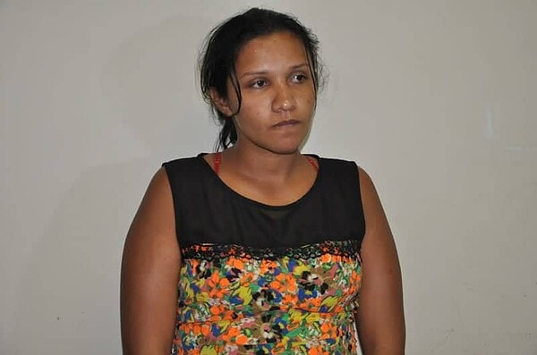 Grávida de 26 anos e adolescente são flagradas furtando lojas