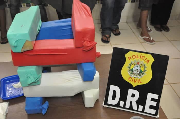 Mulher e presa com dez quilos de maconha na BR 364 3