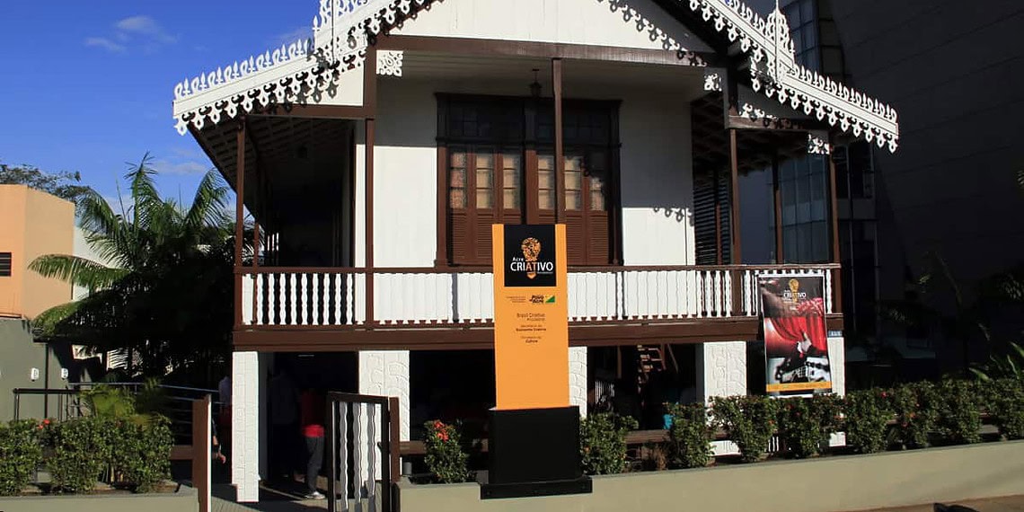 Assinatura acontecerá hoje, 9h30, no Casarão