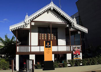 Assinatura acontecerá hoje, 9h30, no Casarão