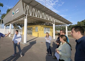 Marcus Alexandre visitou o Parque de Exposições ontem