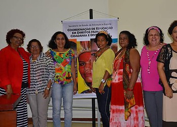 Debate foi realizado para implementar nas escolas 3 leis de inclusão étnico-racial