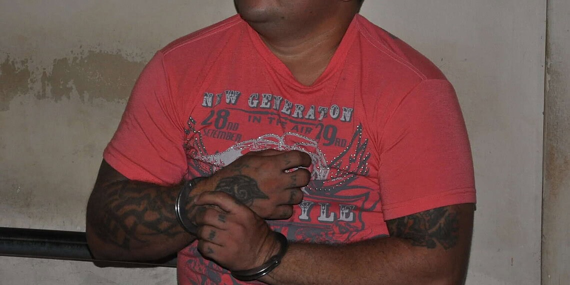 Correia tinha mandado de prisão em aberto