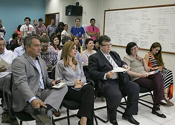 Reitor da Ufac, Minoru Kimpara, afirma que temas debatidos no evento estão relacionados ao Estado