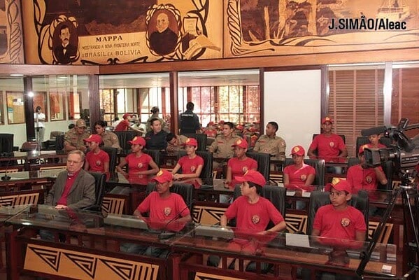 Corpo de Bombeiros do Acre é homenageado na Assembleia Legislativa em sessão solene