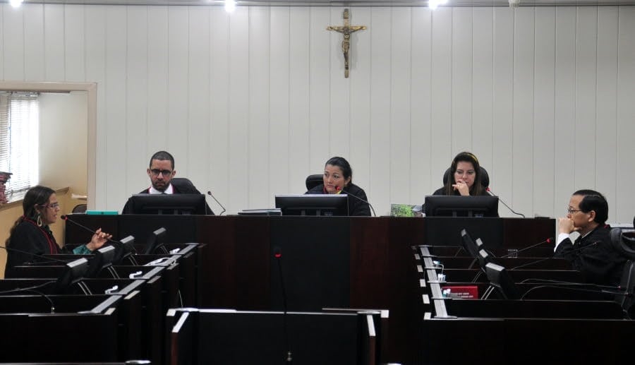 Legado de Florindo Poersh foi destacado em sessão