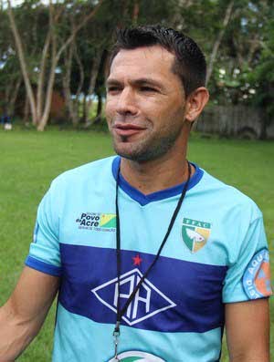 Zé Marco diz que suspensão de jogo não muda planejamento do time