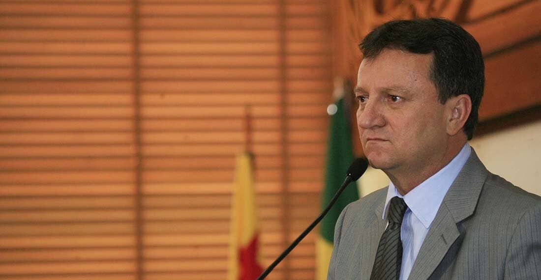 Geraldo Pereira diz que engenheiros têm a responsabilidade de conhecerem os planos de governos