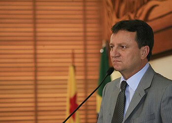 Geraldo Pereira diz que engenheiros têm a responsabilidade de conhecerem os planos de governos