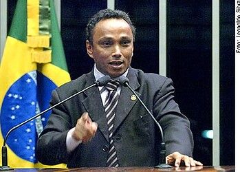 “O PT nasceu da diversidade de ideias”, diz Sibá Machado