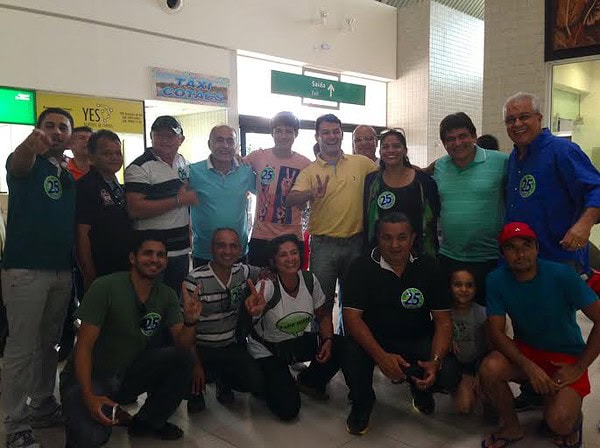 Bocalom, Henrique Afonso e Roberto Duarte fazem campanha no Vale do Juruá