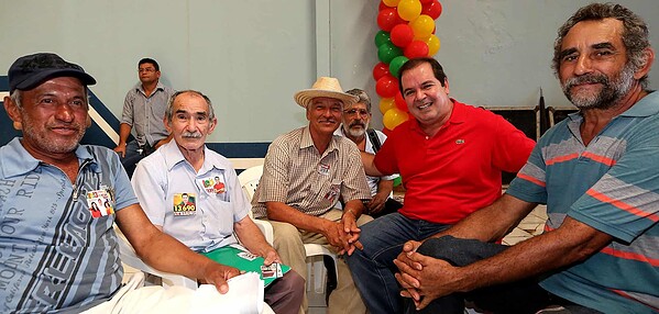 Tião Viana discute plano de governo no Alto Acre e inaugura Central da FPA no Quixadá