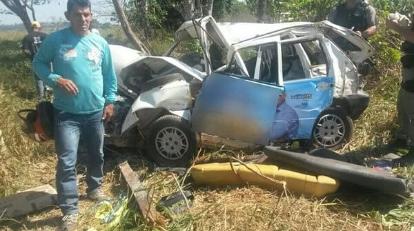 Assessor de candidato morre em acidente de carro perto da fronteira