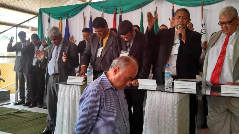 Bocalom participou do evento ao lado de líderes da igreja