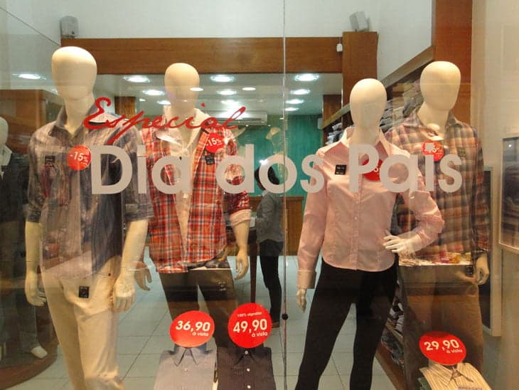 A pesquisa diz que 28% irão gastar até R$ 100 com presentes