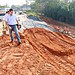 Prefeitura de Rio Branco inicia obra de contenção de solo na Estrada do São Francisco 9 Prefeito Marcus Alexandre avaliou o serviço realizado na Estrada do São Francisco