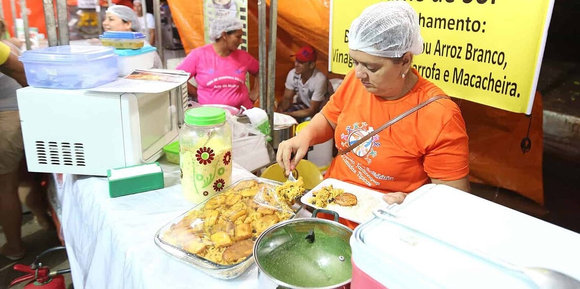 Feira de Economia Solidária acontece este final de semana no Mercado Velho 1 Feira reunirá 50 barracas de artesanato e 40 de comidas