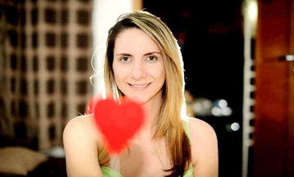 Parabéns para a jornalista Geisy Negreiros que vai comemorar mais um ano de vida amanhã, 17, domingo. 