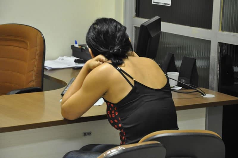 Universitária é presa furtando roupa no Shopping