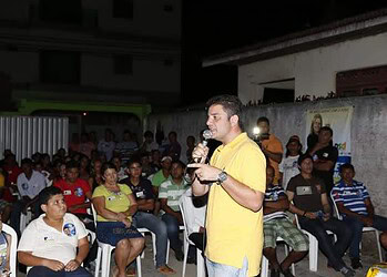 Gladson visita Mercado Municipal e mantém agenda política com lideranças