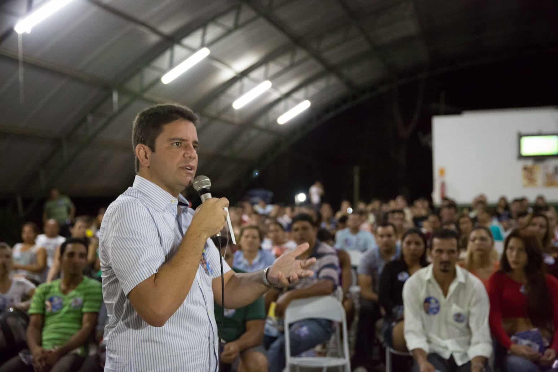 Candidato ao Senado, Gladson Cameli, pediu união de todos para fazer campanha limpa