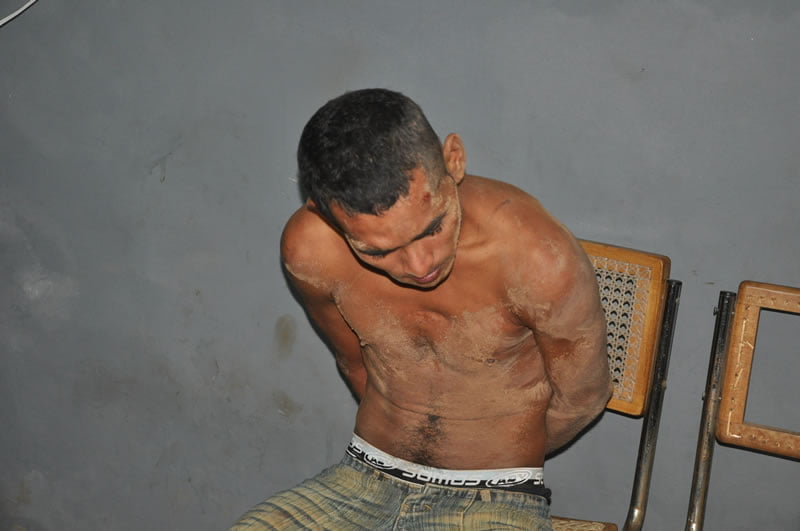 Homem quase é linchado por moradores no bairro Tancredo Neves 1 Homem quase é linchado por moradores no bairro Tancredo Neves