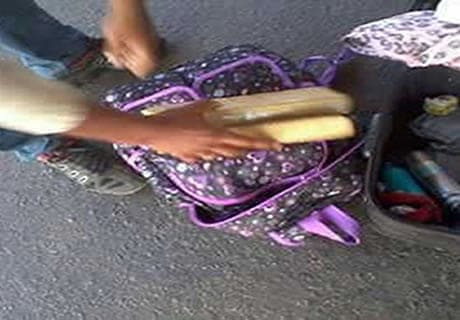 Jovem é presa na Tucandeira com mala cheia de maconha 2