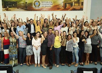 Sesacre empossa mais 170 profissionais da saúde