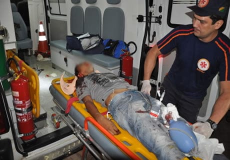 Motoqueiro morre ao se chocar em ponte metálica 2