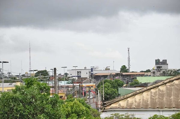 Em apenas, 12 horas, em Rio Branco choveu 120% acima da média climatológica para todo o mês de agosto