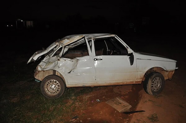 Mulher morre em acidente na BR-317