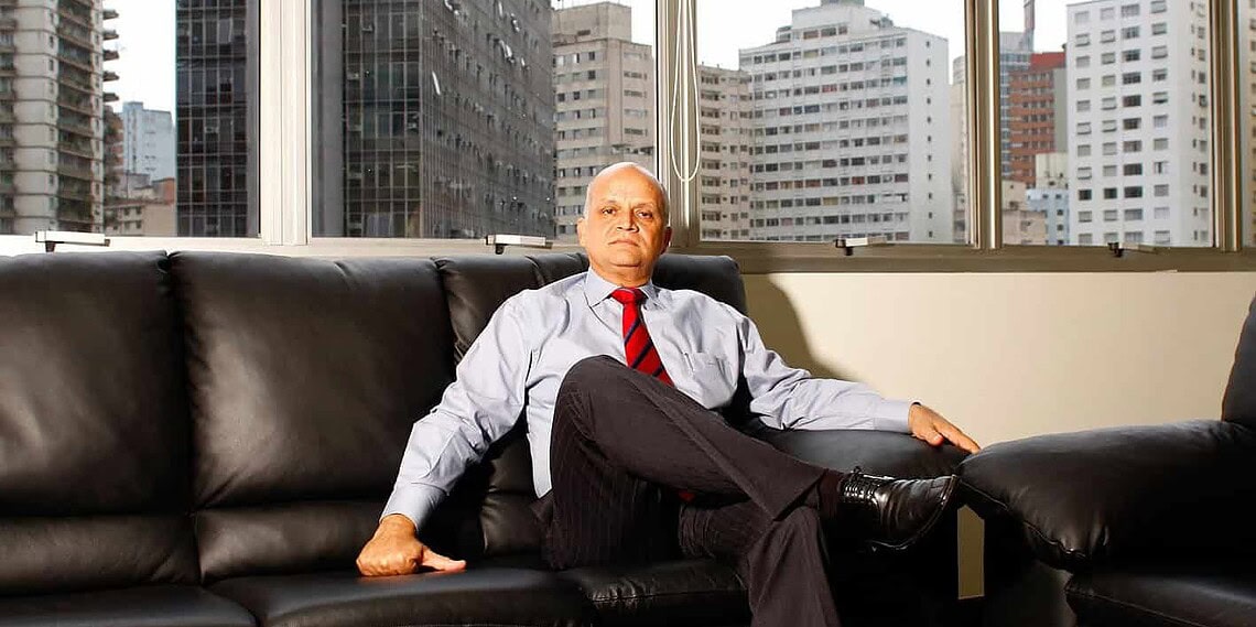 Aleac concede título de cidadão acreano a presidente da Federação Nacional dos Engenheiros