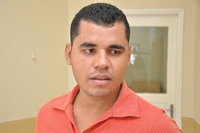 Ozéias de Sousa, da associação de moradores, é um dos organizadores da festa