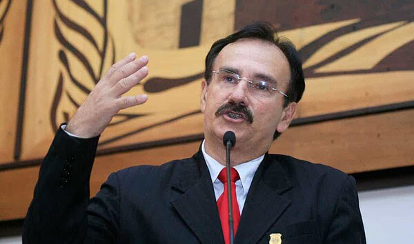 Gladson e Bocalom lamentam a morte do ex-deputado Walter Prado