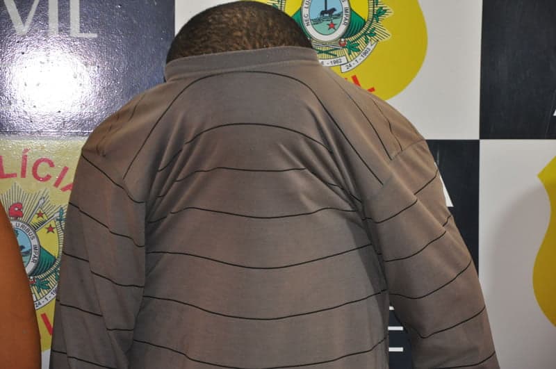 Policia prende homem com 19 pinos de cocaína no bairro Xavier Maia 3