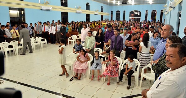 Perante mil fiéis, obreiros da Assembleia de Deus elogiam Bocalom