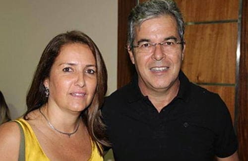 NOVO VIRAL 5 STAND UP - Senador Jorge Viana e Dolores Nietto foram espectadores do show de humor “Mais que Dilmais” (com o ator Gustavo Mendes), domingo, em Rio Branco.