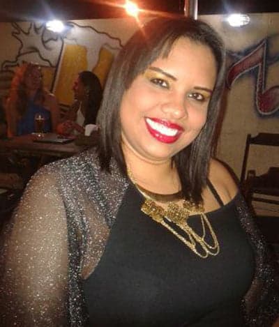 No último dia 14, quem apagou as velinhas foi a querida Adriana Azevedo, Instrutora de Aprendizagem, muito extrovertida, companheira, cheia de amizades e agora está apaixonada. Muitas felicidades, paz e muitos anos de vida. 