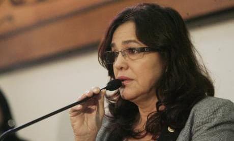 Parlamentar desistiu porque precisa de cuidados médicos