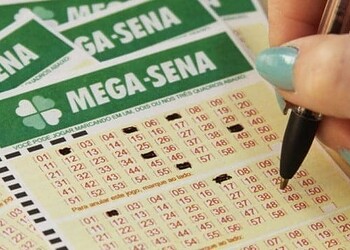 Mega-Sena acumula e pode pagar R$ 38 milhões no sábado