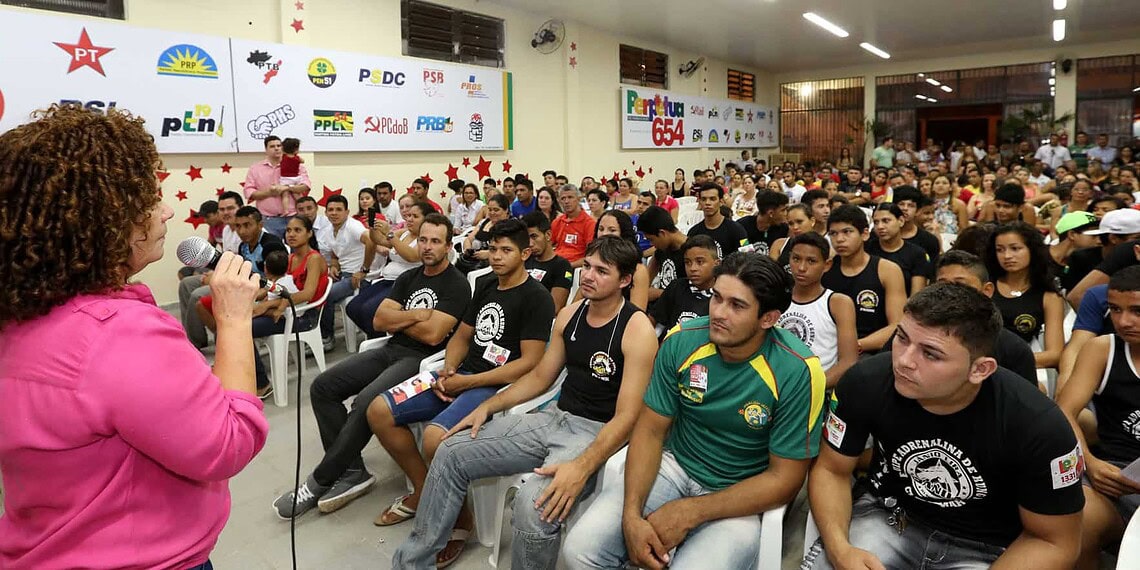 Perpétua comemora a geração de 2.500 empregos em Call Center