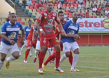 Estrelão, enfim, bateu o Galo Carijó em jogo disputado