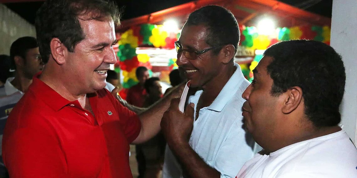 Tião Viana participa de lançamento da plataforma parlamentar de Perpétua Almeida e debate plano de governo