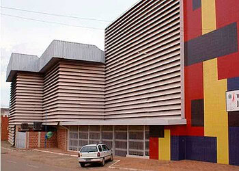 Empresa de ônibus é condenada por danos morais e materiais