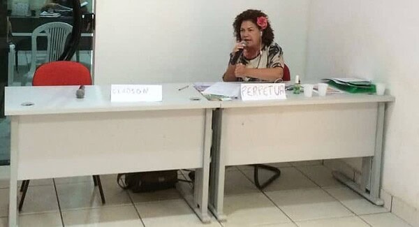 Perpétua participa de debate em Sena Madureira